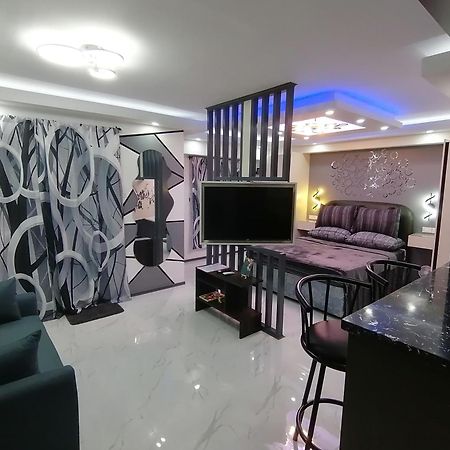 Condo Azur Suites B316 Near Airport, Netflix, Stylish, Cozy With Swimming Pool Île de Mactan Extérieur photo