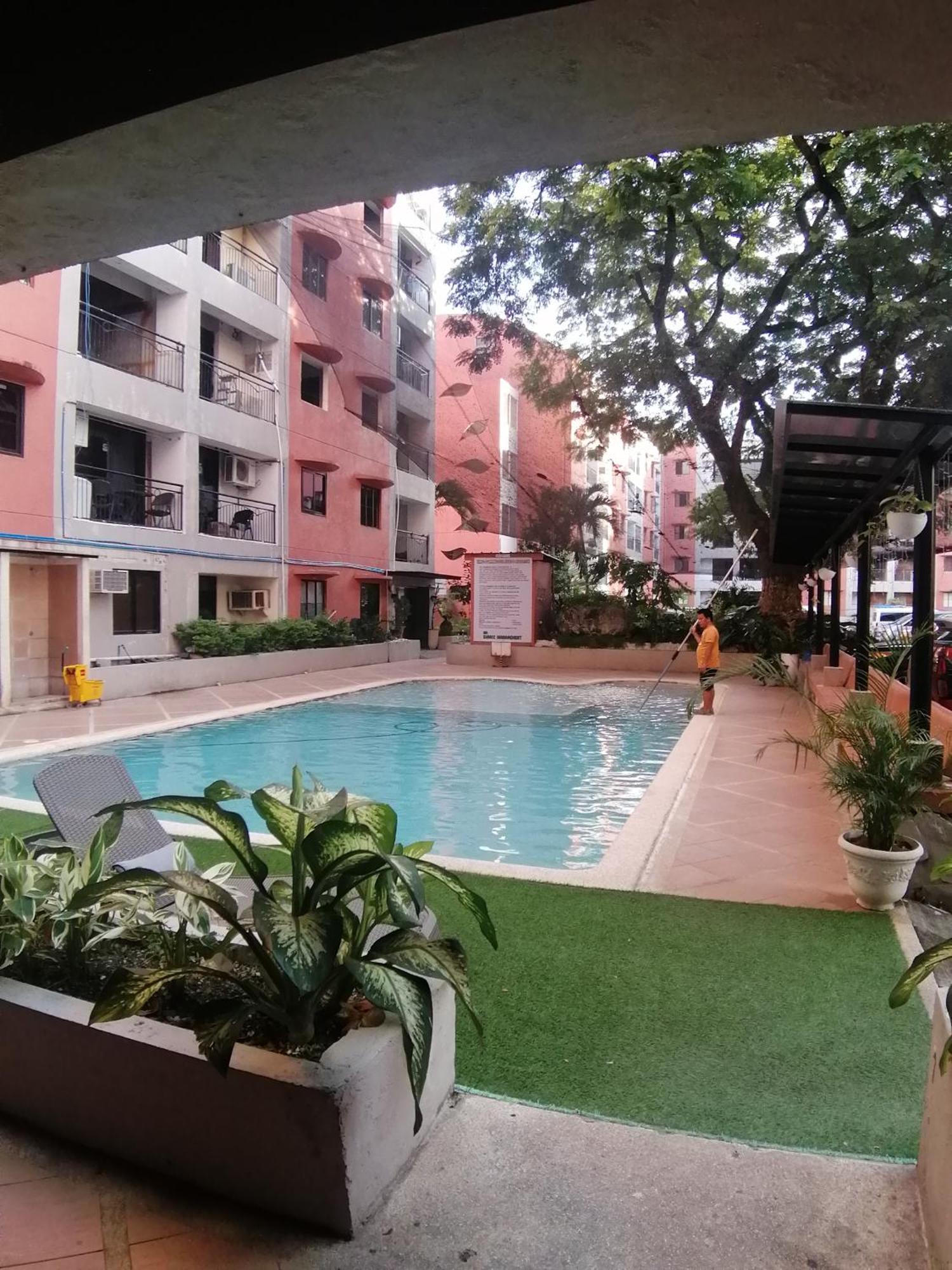 Condo Azur Suites B316 Near Airport, Netflix, Stylish, Cozy With Swimming Pool Île de Mactan Extérieur photo